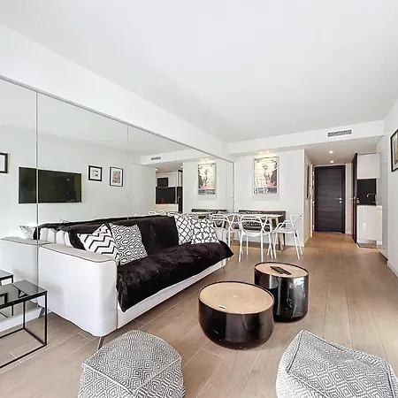 Apartment 3p Between Croisette Beaches And Antibes Street *