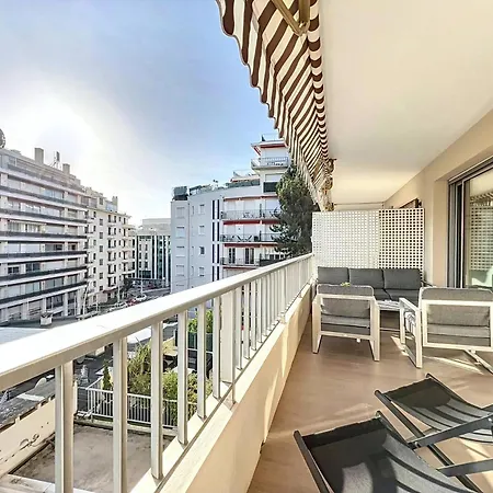 Apartment 3p Between Croisette Beaches And Antibes Street *